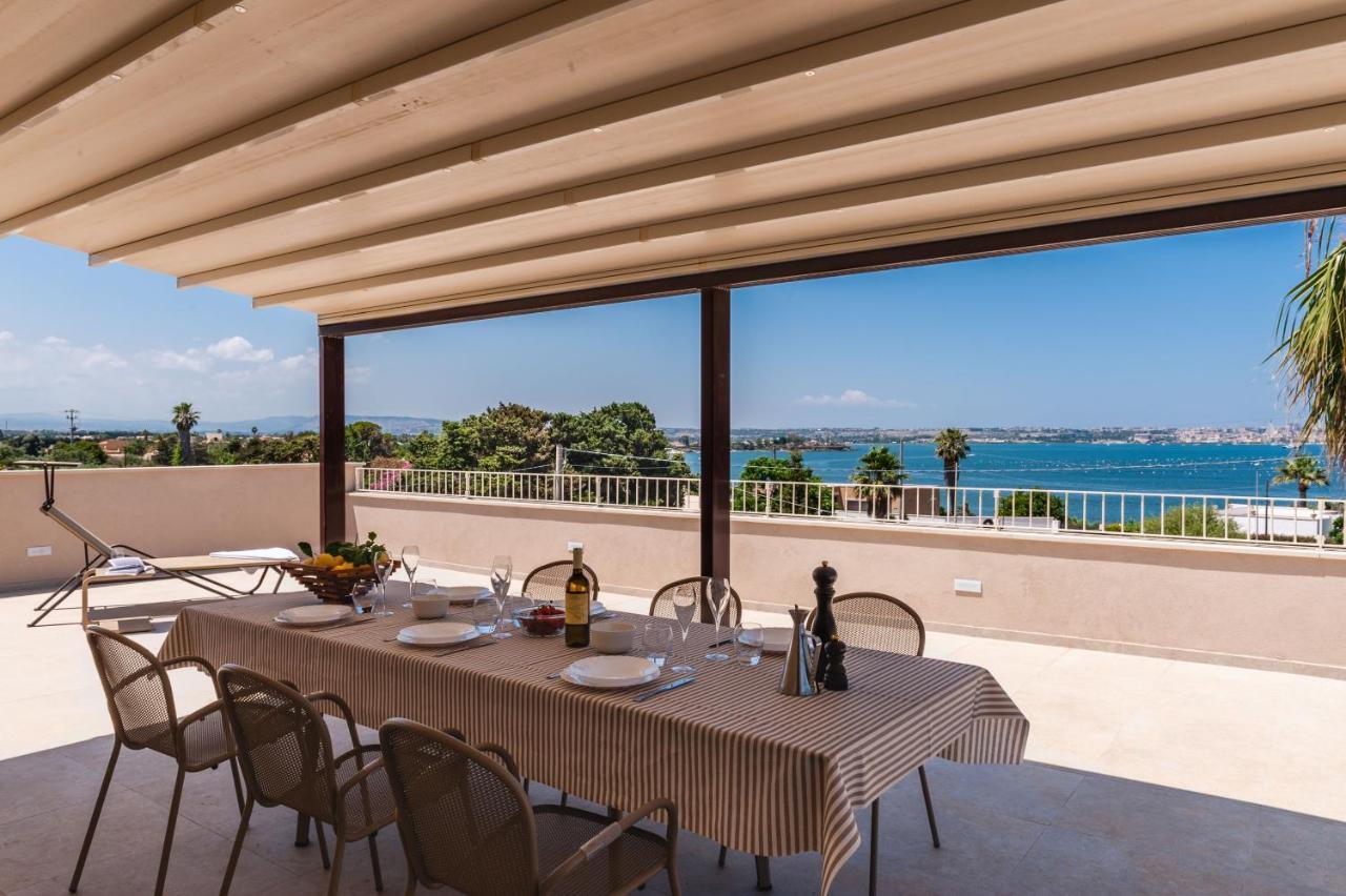 5E Villa Charme-Sea And Ortigia View-Whirlpool Roof Terrace Syrakus Exterior foto