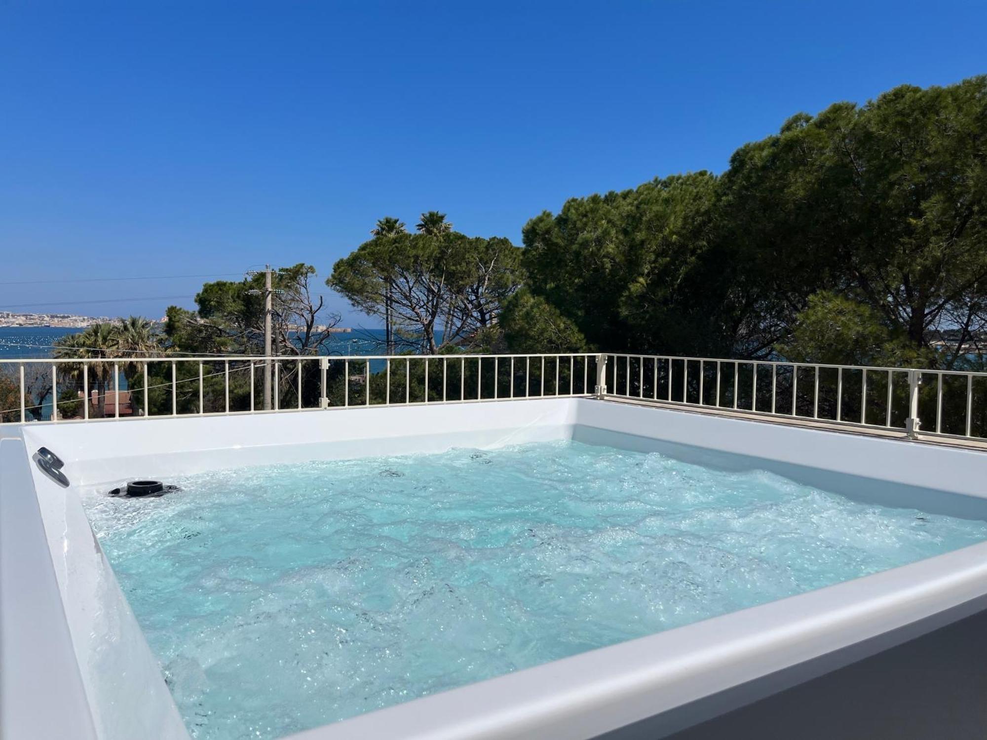 5E Villa Charme-Sea And Ortigia View-Whirlpool Roof Terrace Syrakus Exterior foto